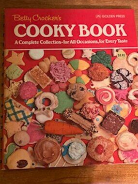 Vintage Betty Crocker COOKY BOOK spiral bound 1976 edition